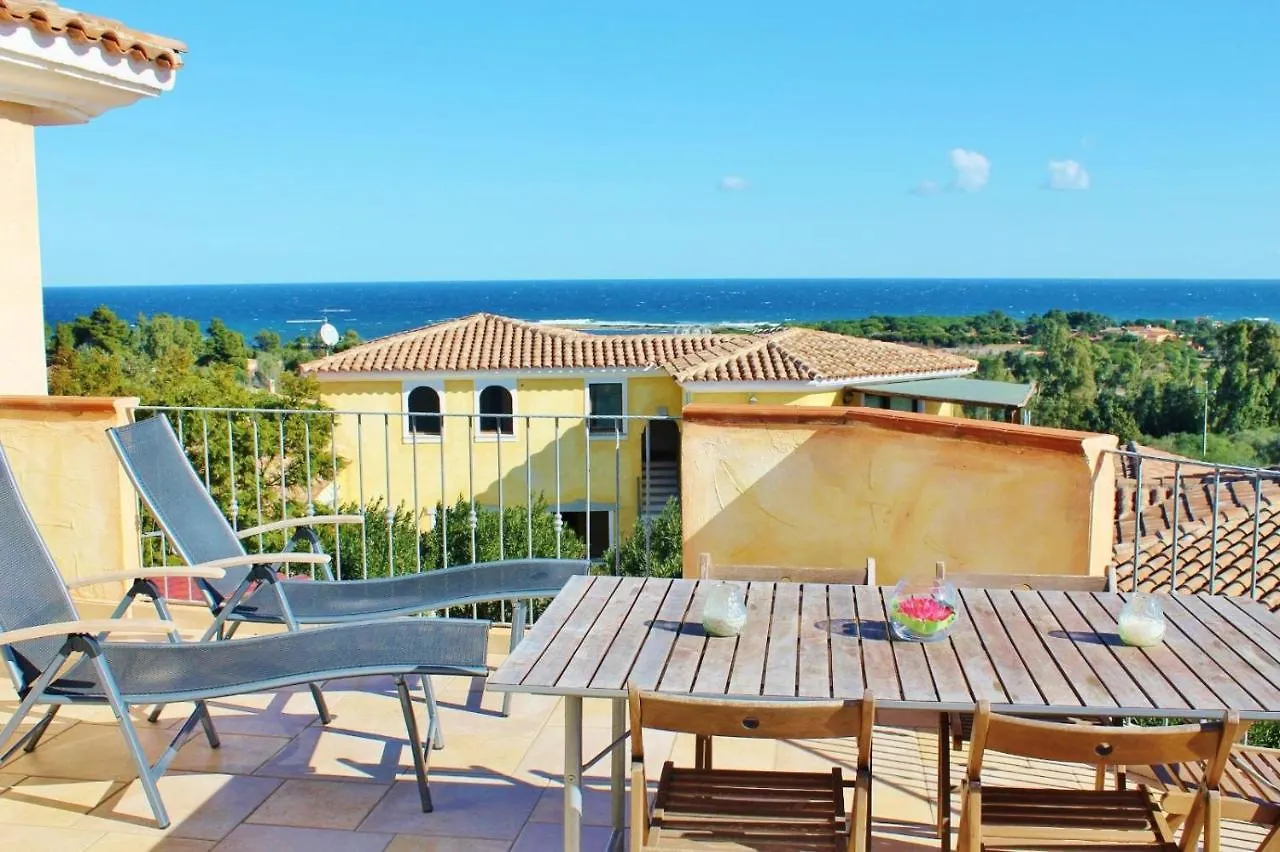 Oleandri Rossi Villa Tanaunella Holiday home