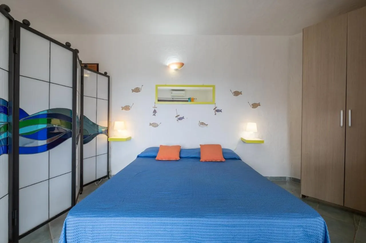 Oleandri Rossi Villa Tanaunella Holiday home