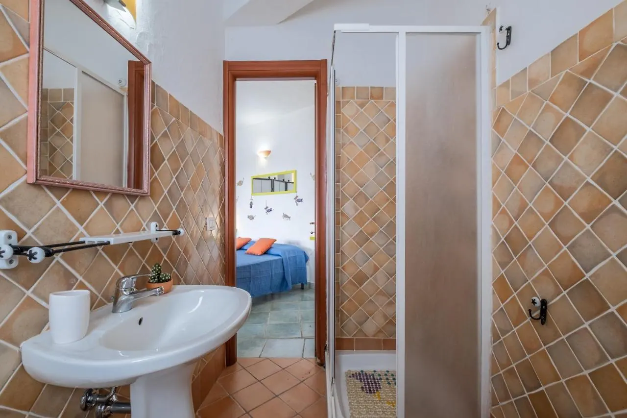 Holiday home Oleandri Rossi Villa Tanaunella Italy